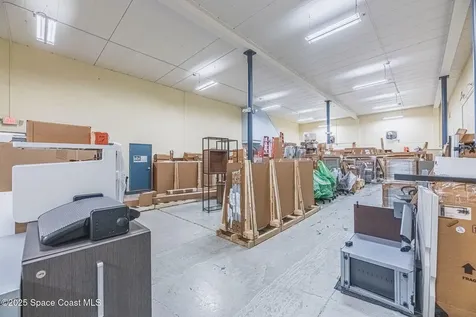 2015 Waverly Place Melbourne FL 32901
