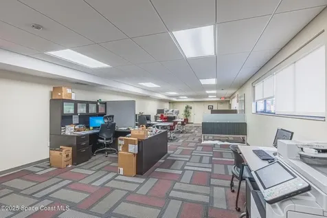 2015 Waverly Place Melbourne FL 32901