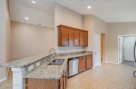 1050 Cayman Drive Melbourne FL 32901