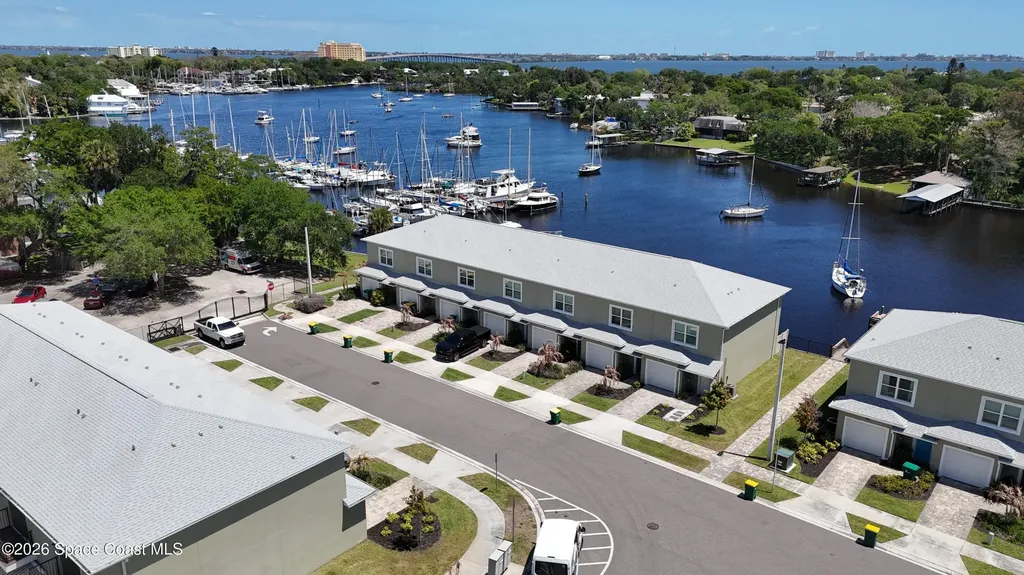 913 Paddleboard Court Melbourne FL 32935