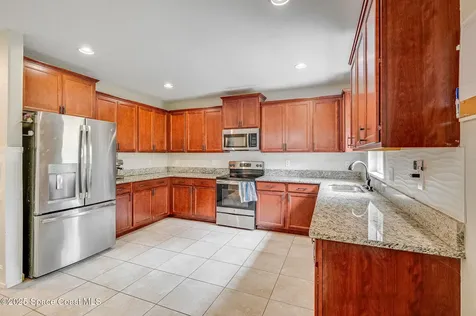 553 Trymore Drive SE Palm Bay FL 32909