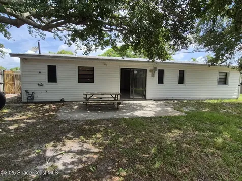 1909 Nixon Avenue Melbourne FL 32935