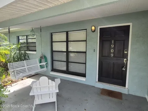 1909 Nixon Avenue Melbourne FL 32935