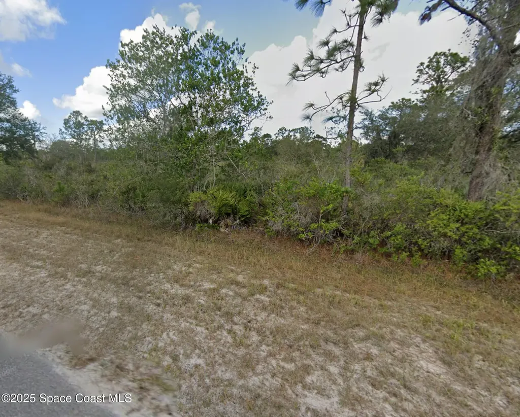 622 Eldorado Avenue Indian Lake Estates FL 33855