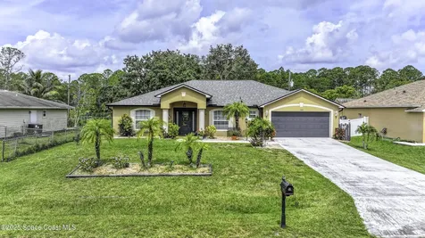 1060 Fairplay Avenue NW Palm Bay FL 32907