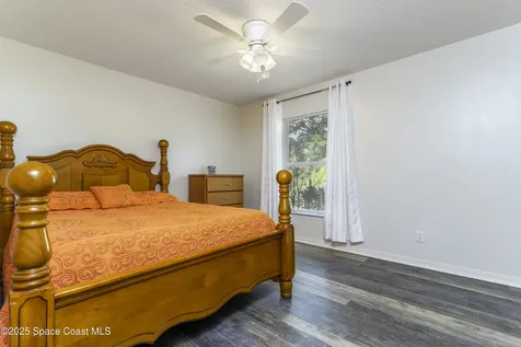1060 Fairplay Avenue NW Palm Bay FL 32907