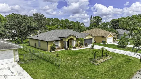 1060 Fairplay Avenue NW Palm Bay FL 32907