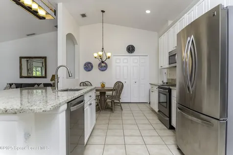 1060 Fairplay Avenue NW Palm Bay FL 32907