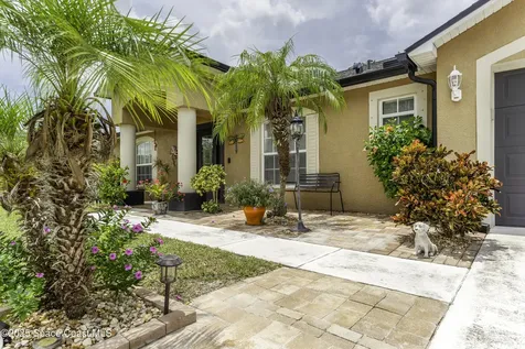 1060 Fairplay Avenue NW Palm Bay FL 32907