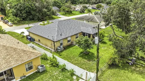1060 Fairplay Avenue NW Palm Bay FL 32907