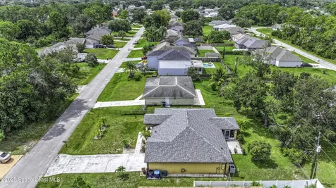 1060 Fairplay Avenue NW Palm Bay FL 32907