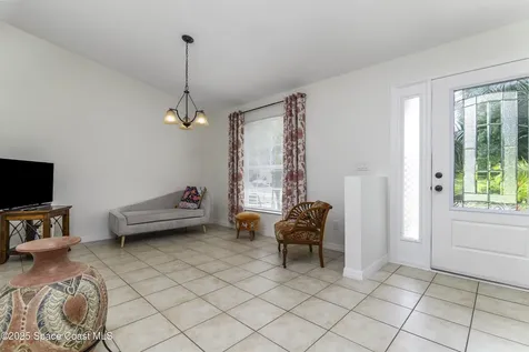 1060 Fairplay Avenue NW Palm Bay FL 32907