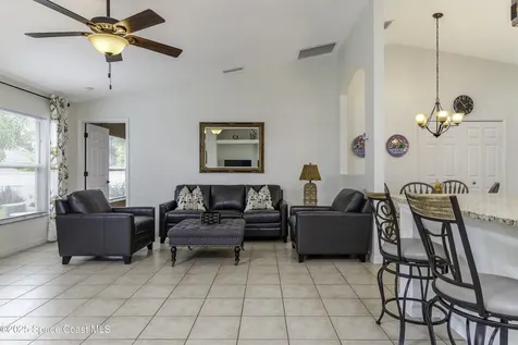 1060 Fairplay Avenue NW Palm Bay FL 32907