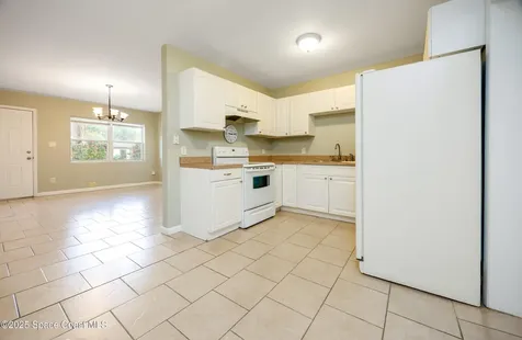 248 Laurel Oak Street Melbourne FL 32904