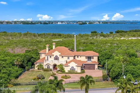 3120 S Courtenay Parkway Merritt Island FL 32952