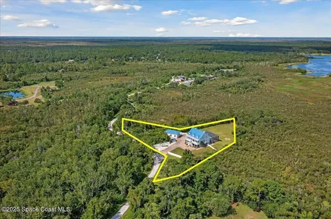 3824 Luxury Lane Titusville FL 32796