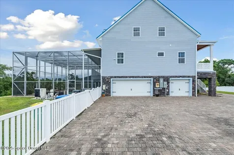 3824 Luxury Lane Titusville FL 32796
