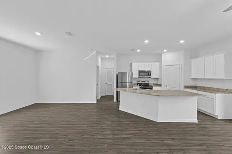 2206 Hialeah Street Palm Bay FL 32907