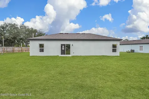 1389 Giralda Circle NW Palm Bay FL 32907