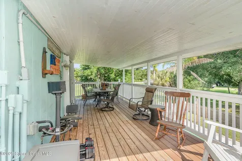 825 27th Avenue Vero Beach FL 32960