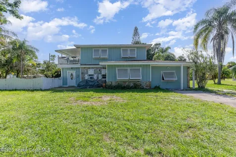 825 27th Avenue Vero Beach FL 32960