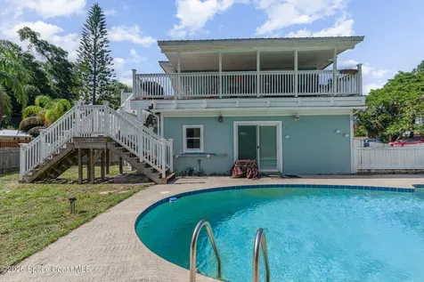 825 27th Avenue Vero Beach FL 32960