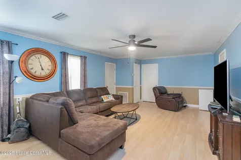 825 27th Avenue Vero Beach FL 32960