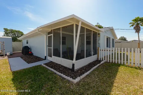 858 Bianca Drive NE Palm Bay FL 32905
