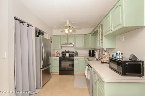 858 Bianca Drive NE Palm Bay FL 32905