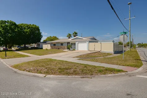 858 Bianca Drive NE Palm Bay FL 32905