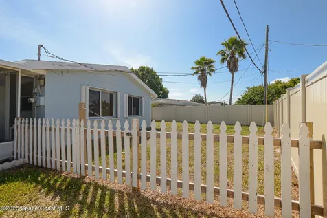 858 Bianca Drive NE Palm Bay FL 32905