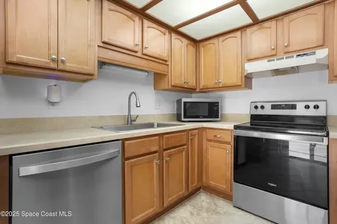 1658 S Park Avenue Titusville FL 32780