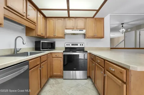 1658 S Park Avenue Titusville FL 32780