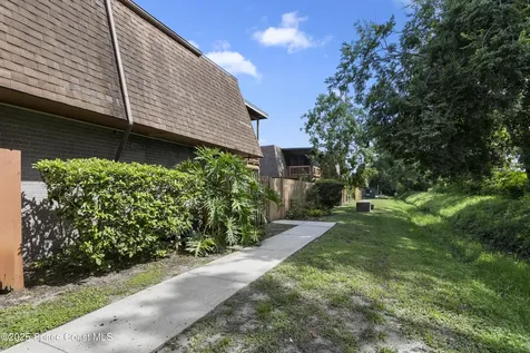 1658 S Park Avenue Titusville FL 32780