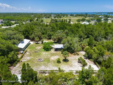 5545 Brabrook Avenue Grant FL 32949