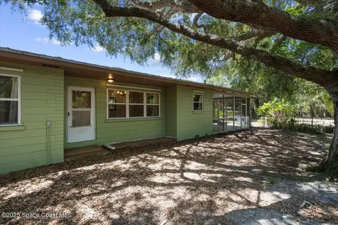 5545 Brabrook Avenue Grant FL 32949