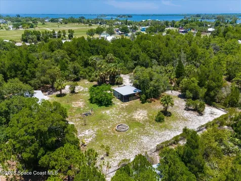 5545 Brabrook Avenue Grant FL 32949
