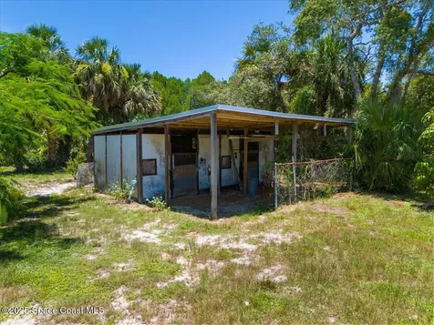 5545 Brabrook Avenue Grant FL 32949