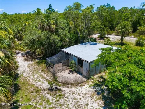 5545 Brabrook Avenue Grant FL 32949