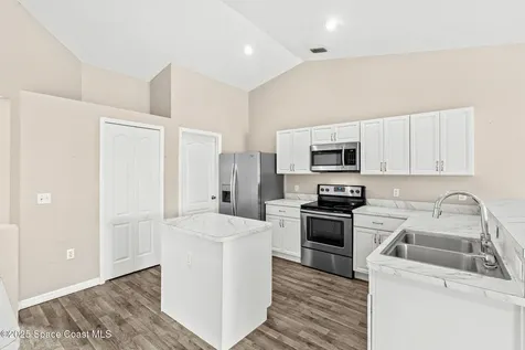 1075 Egret Lake Way Melbourne FL 32940