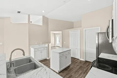 1075 Egret Lake Way Melbourne FL 32940