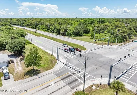 2551 Street Lucie Boulevard Ft. Pierce FL 34951