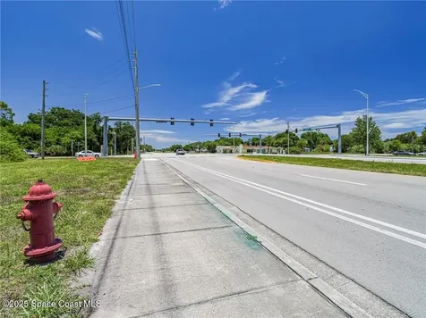 2551 Street Lucie Boulevard Ft. Pierce FL 34951