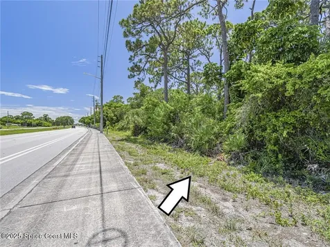2551 Street Lucie Boulevard Ft. Pierce FL 34951