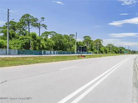 2551 Street Lucie Boulevard Ft. Pierce FL 34951