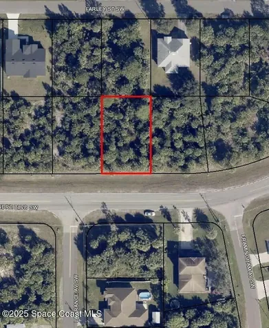 323 Street Andre Boulevard SW Palm Bay FL 32908