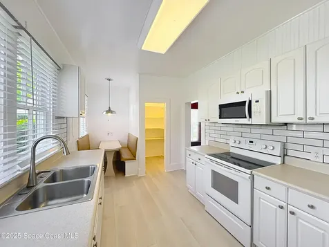 2811 Indian River Drive Cocoa FL 32922
