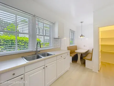 2811 Indian River Drive Cocoa FL 32922