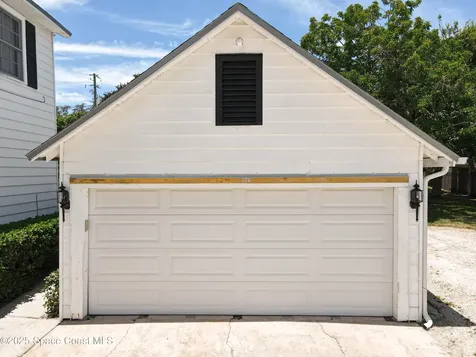 2811 Indian River Drive Cocoa FL 32922