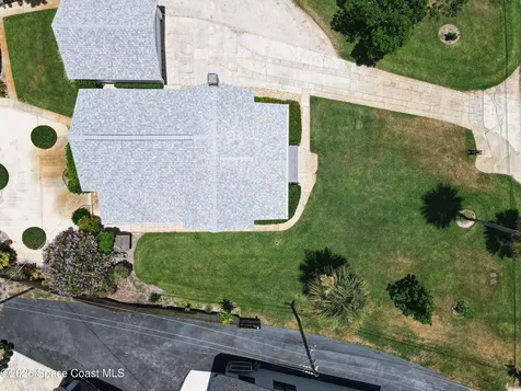 2811 Indian River Drive Cocoa FL 32922